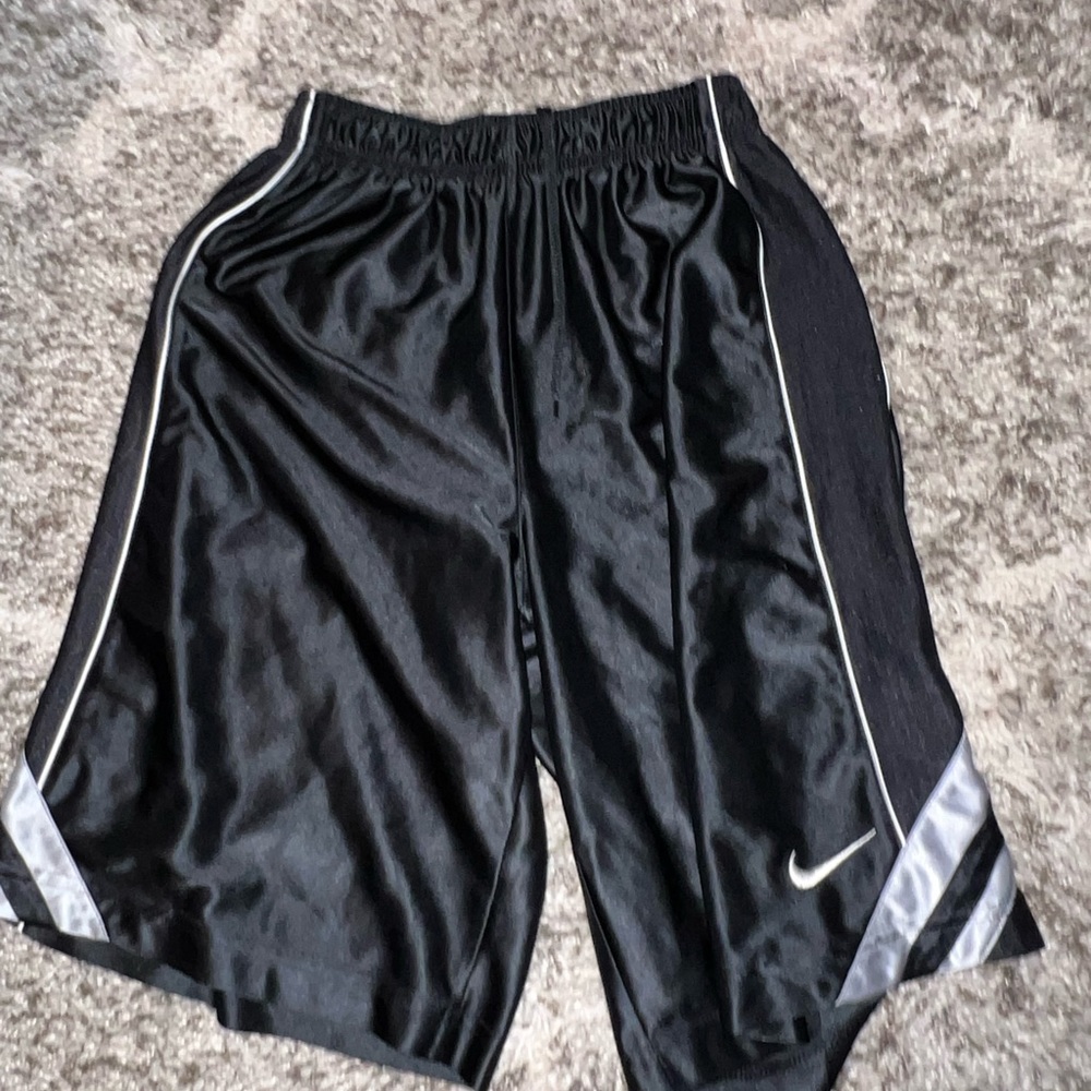 nike basketball shorts